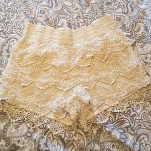 Lace shorts
